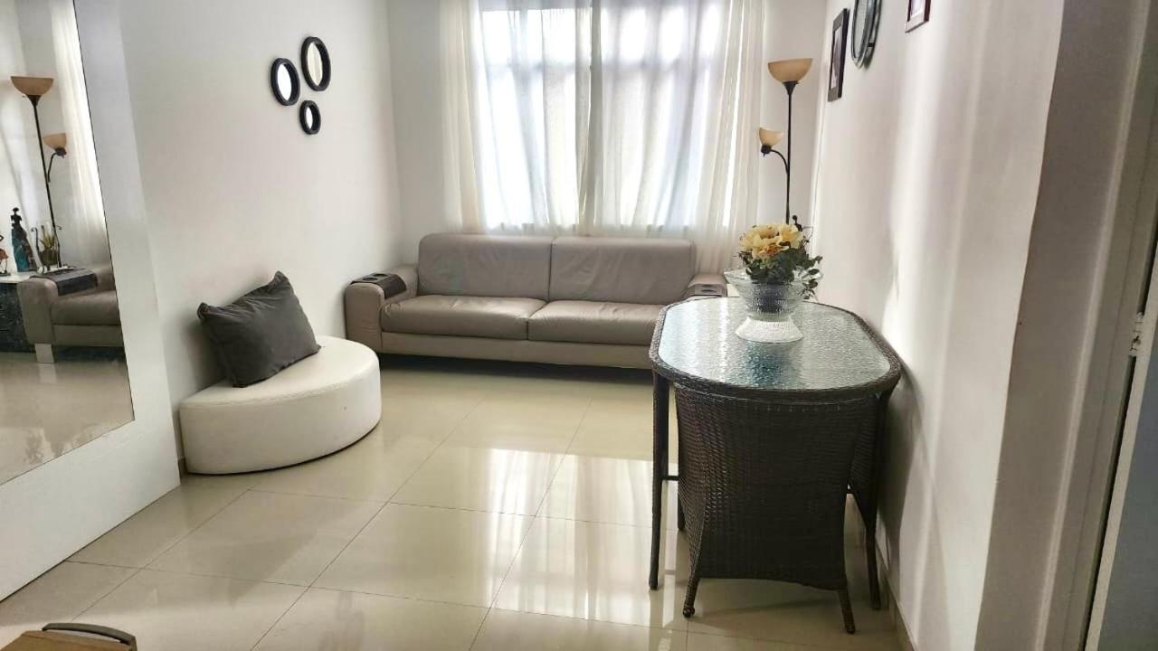 Apartamento Na Praia Do Forte Кабо Фрио Екстериор снимка