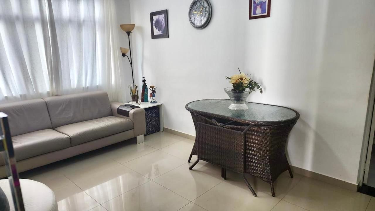 Apartamento Na Praia Do Forte Кабо Фрио Екстериор снимка
